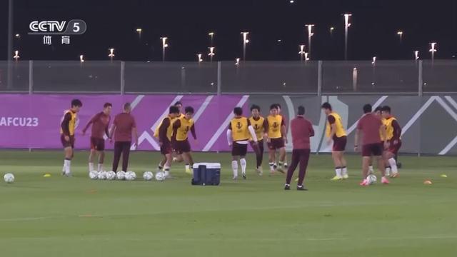 开云体育-视频丨“尽自己最大努力去战斗!” U23国足决赛前最新备战情况